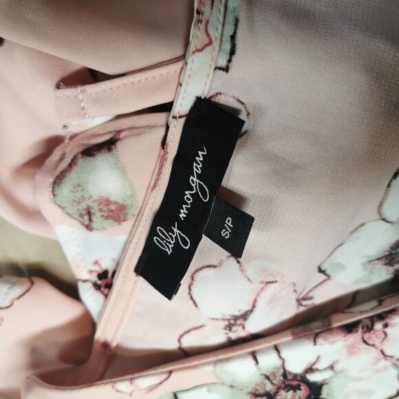 LILY  Morgan Tie Arm Floral Flowy Top - Picture 5 of 5